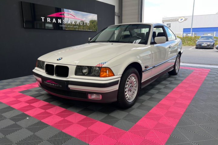 BMW SERIE 3 COUPE E36